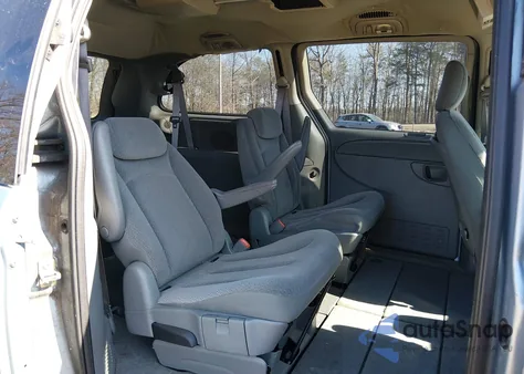 2006 Chrysler Town & Country Touring z USA, uszkodzony, nr VIN 2A4GP54L06R840140